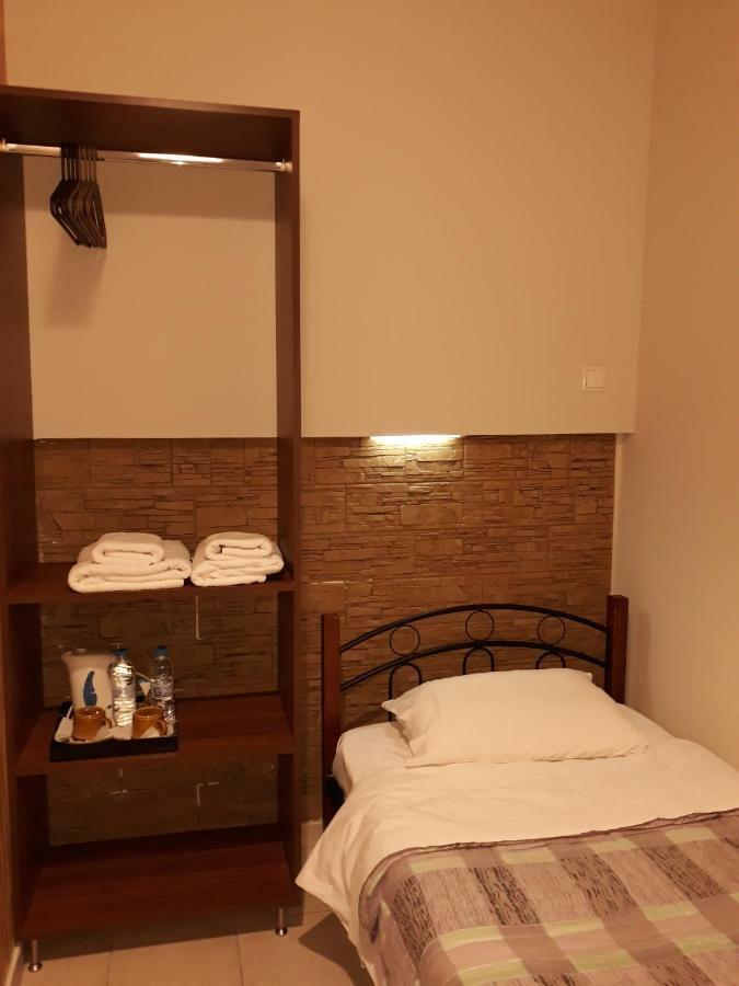 Hotel Trifylia Kyparissia Exterior photo